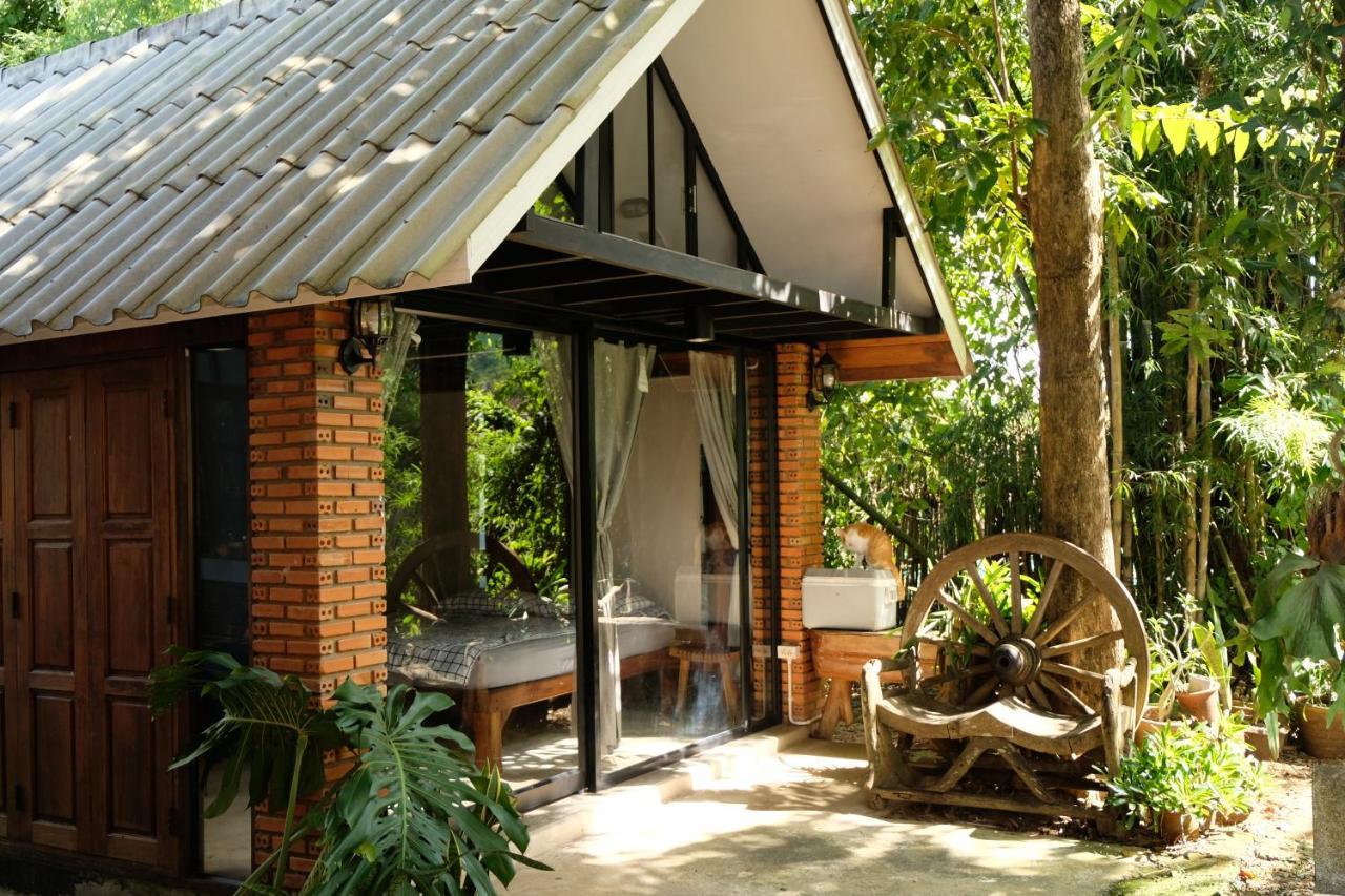 Ashi Guesthouse Chiangdao 치앙다오 외부 사진