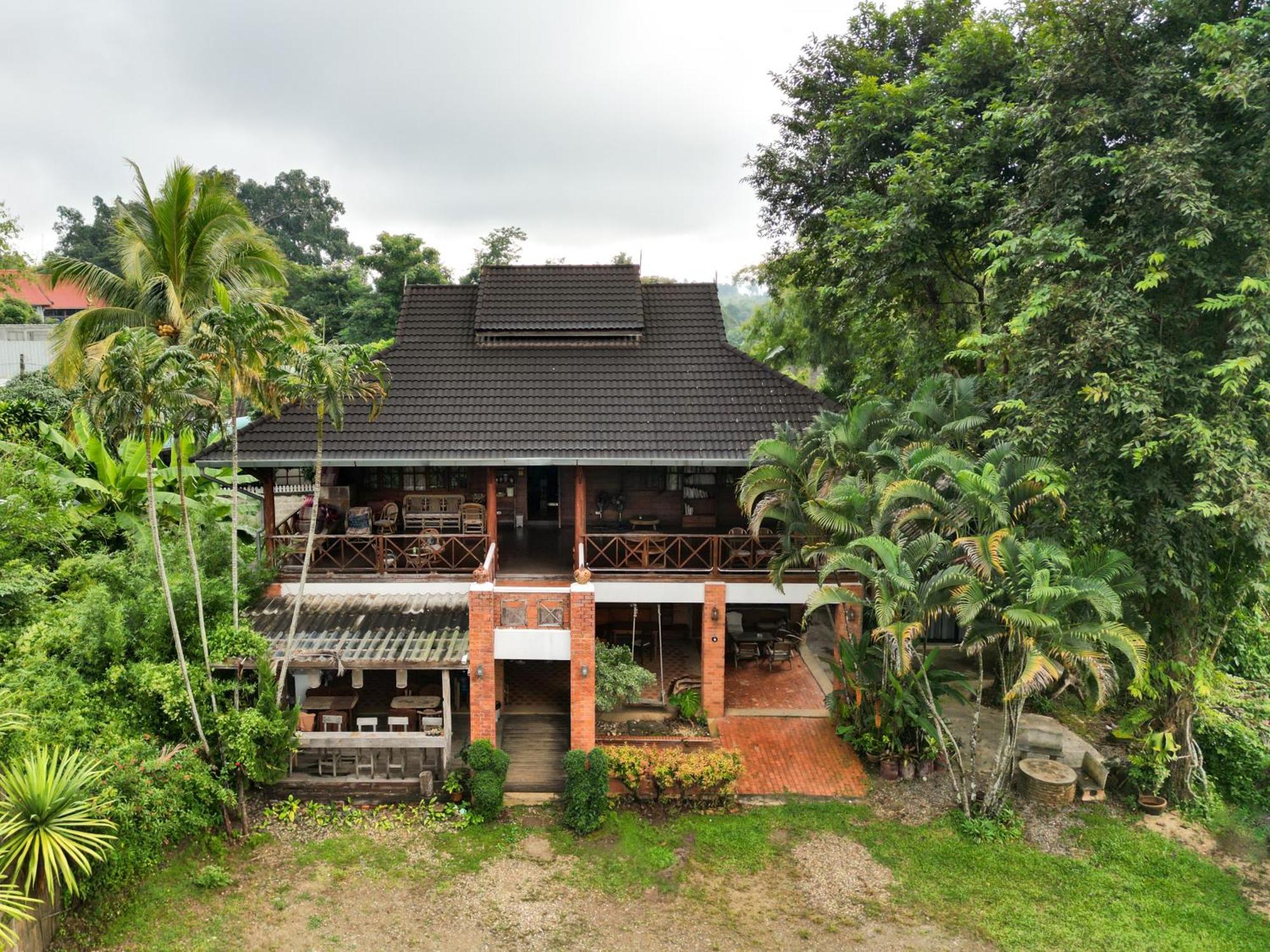 Ashi Guesthouse Chiangdao 치앙다오 외부 사진